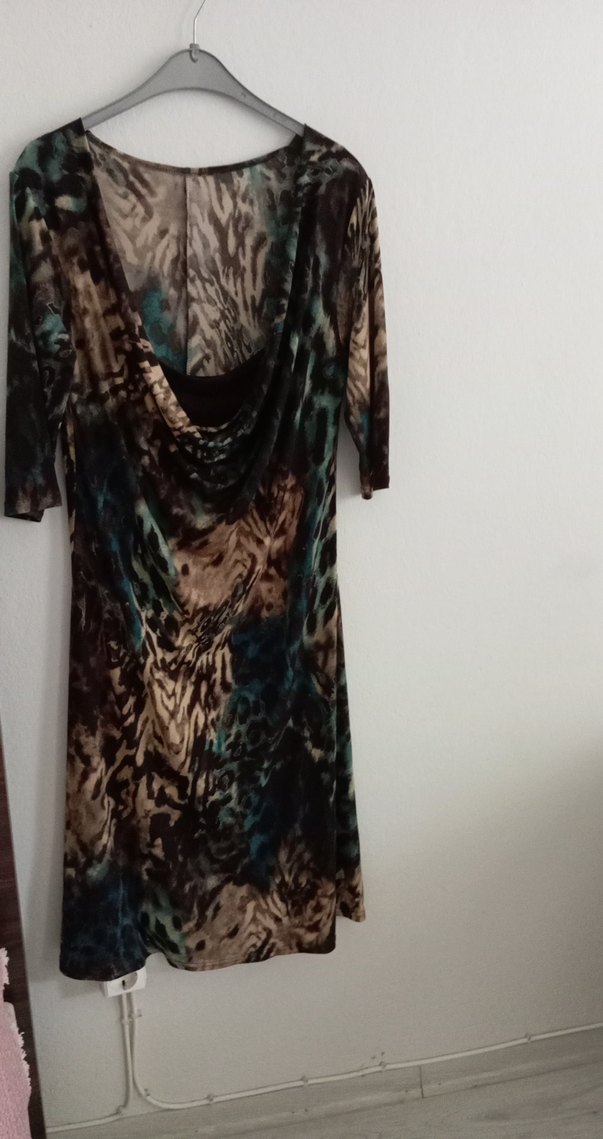 Drapeli Desenli elbise - Görsel 2