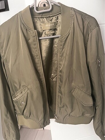 l Beden Pull & Bear Kadın Haki Renkli Basic Bomber Ceket