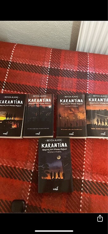 Beyza Alkoç Karantina Set
