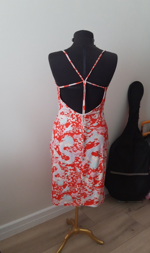 Kırmızı desenli rahat Uzun Askılı Elbise - Görsel 3