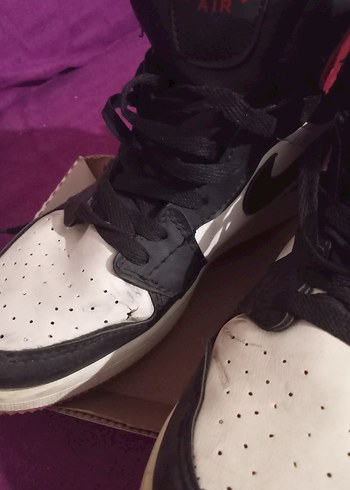 Beyaz Siyah Basketbol Ayakkabısı Velcro Detaylı - Görsel 3