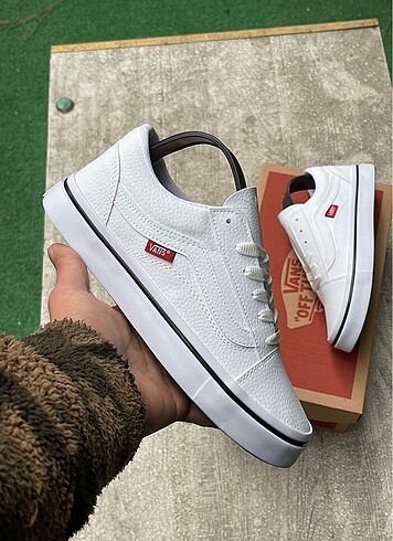 Vans byz