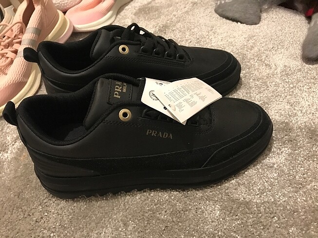 Prada a kalite ayakkabı