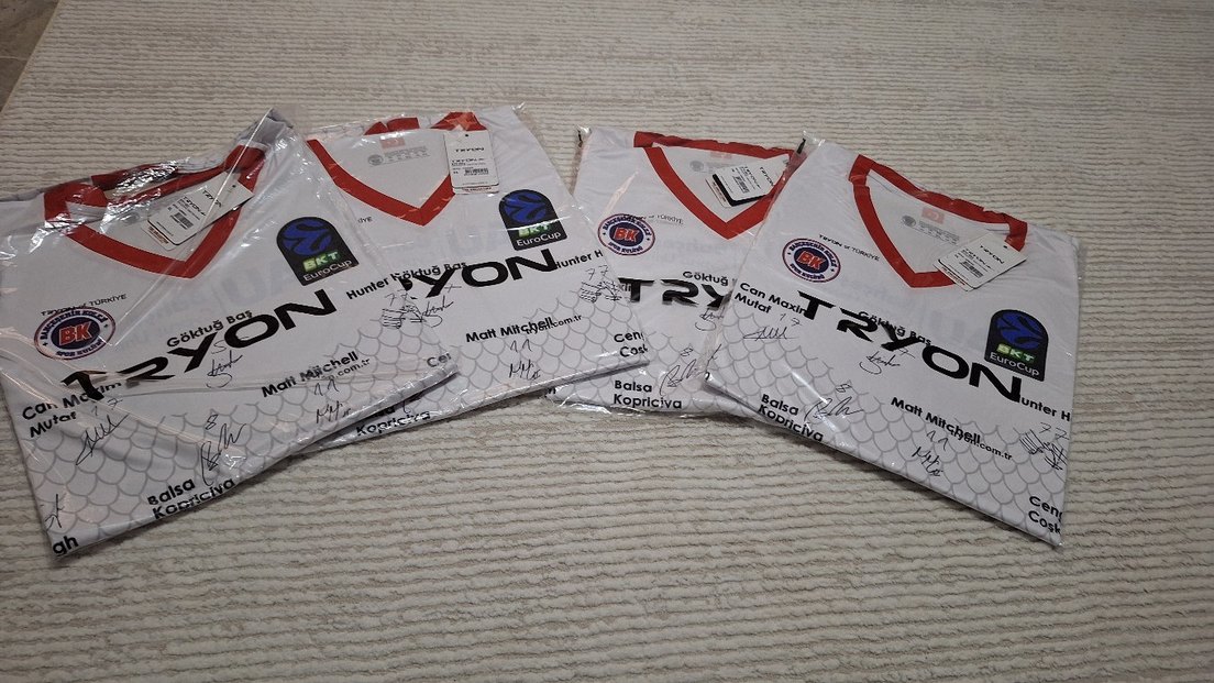 Bahçeşehir spor klubu imzali forma - Görsel 5