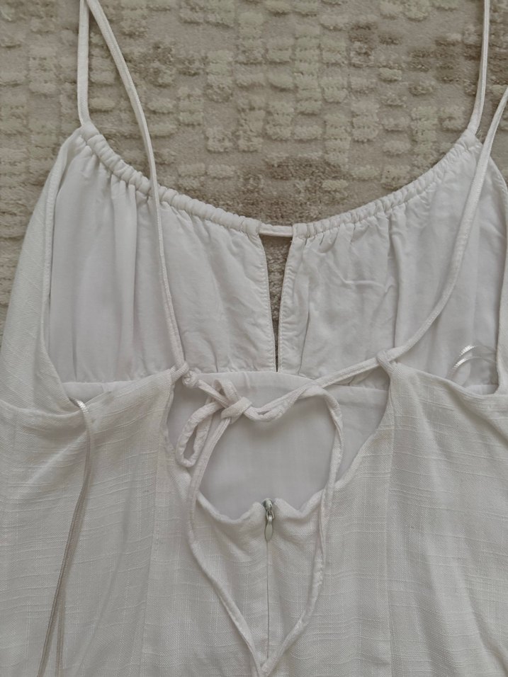 Beyaz V Yaka Kolsuz Mini Keten Elbise - Görsel 3