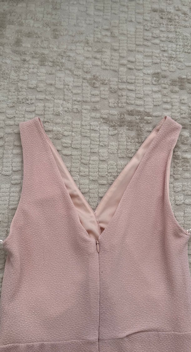 Pudra Pembe Midi V Yaka Kolsuz Elbise - Görsel 3