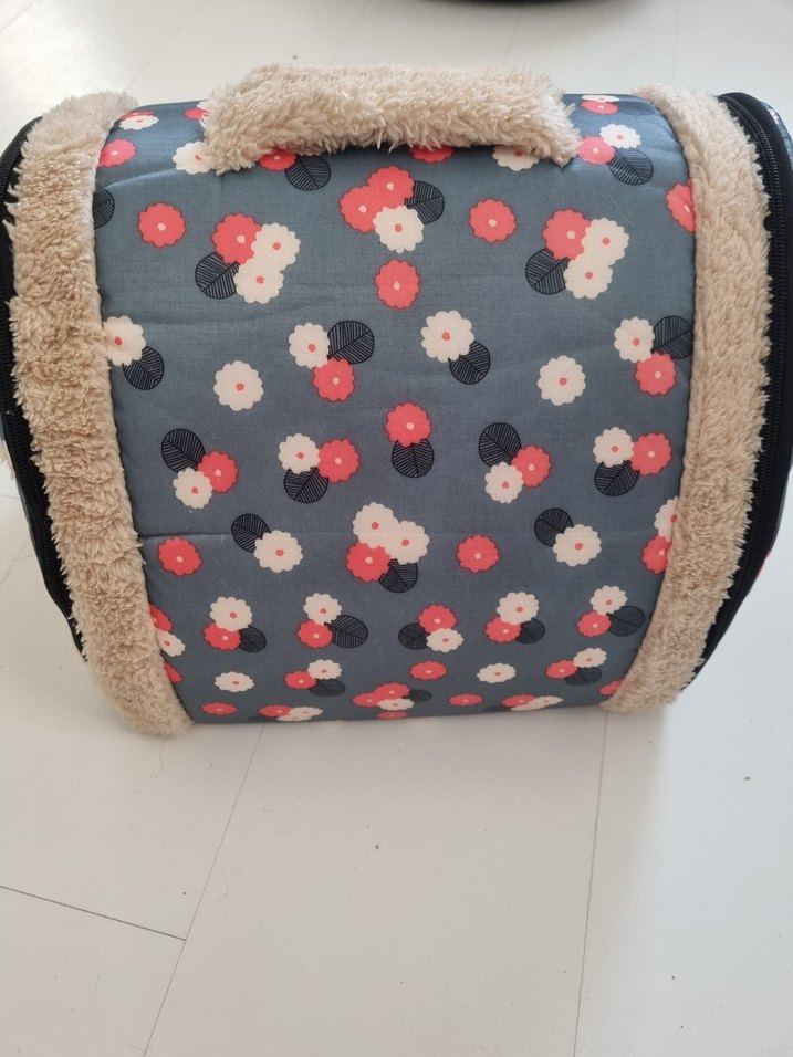 Gri Çiçek Desenli Kedi Evi - Görsel 3