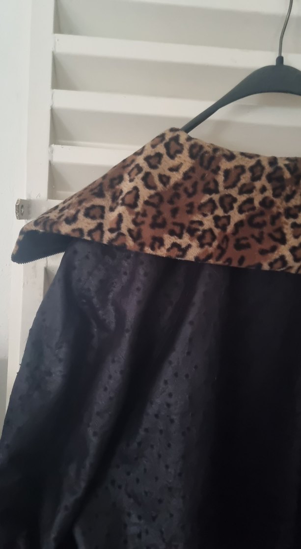 Leopar Suni Deri Kadın Kaban - Görsel 5