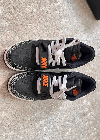 Nike Siyah Gri Yılan Desenli Basketbol Ayakkabısı - Görsel 4