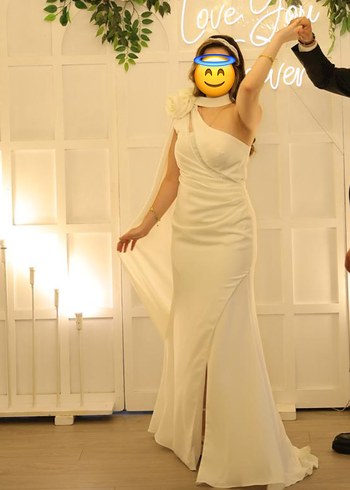 Beyaz Drapeli Nişan Elbisesi - Görsel 2