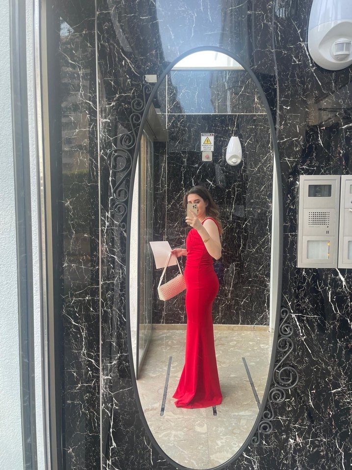 Kırmızı Uzun Elbise - Görsel 2