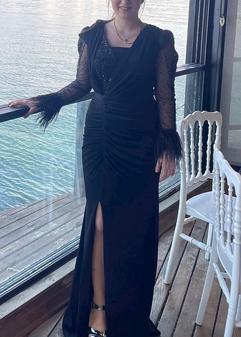 Uzun Siyah Gotik V Yakalı Abiye Elbise - Görsel 2