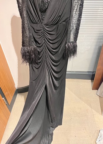 Uzun Siyah Gotik V Yakalı Abiye Elbise - Görsel 4