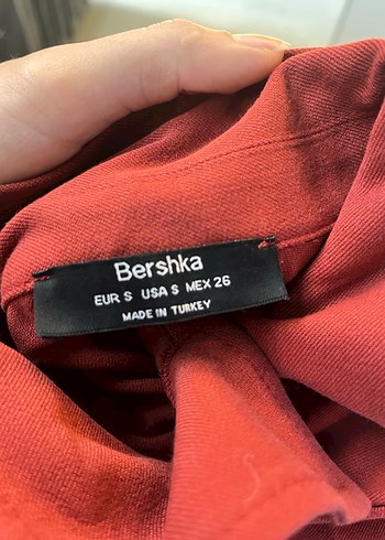 Kemerli Kırmızı  Tulum - Görsel 4