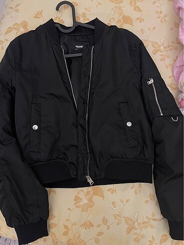 s Beden siyah Renk Pull and bear bomber ceket