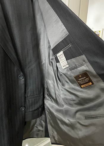 Gri Düğmeli Erkek Takım Elbise - Görsel 3