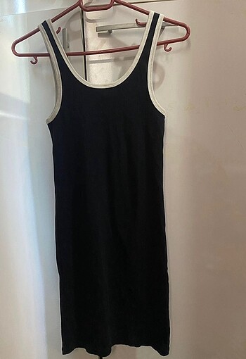 Bershka Elbise