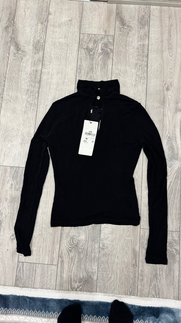 Uzun Kollu Siyah Yüksek Yakalı Kadın Kazak - Görsel 3