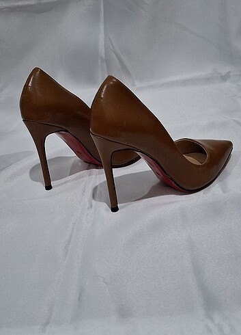 YACHOU Stiletto