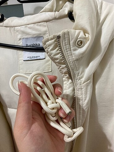 xs Beden Bershka kadın şişme mont