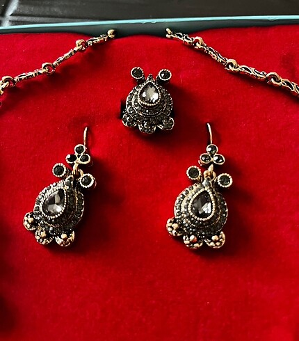 Beden Elmas montür set
