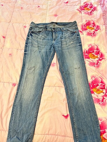 Zara jeans