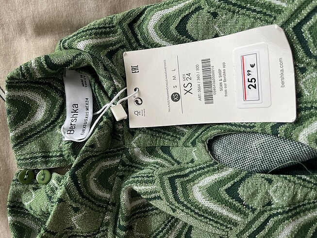 xs Beden çeşitli Renk Bershka elbise