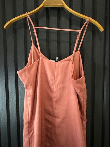 H&M HM pudra pembe saten mini elbise