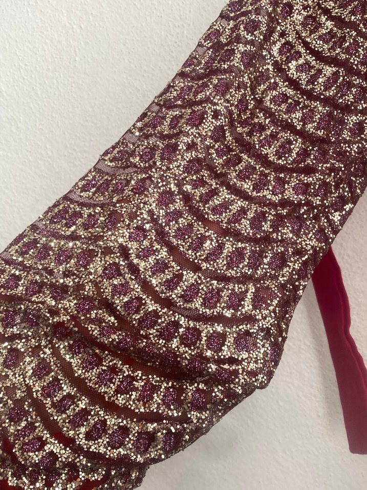 Bordo Yılan Desenli Uzun abaya ve elbise - Görsel 2