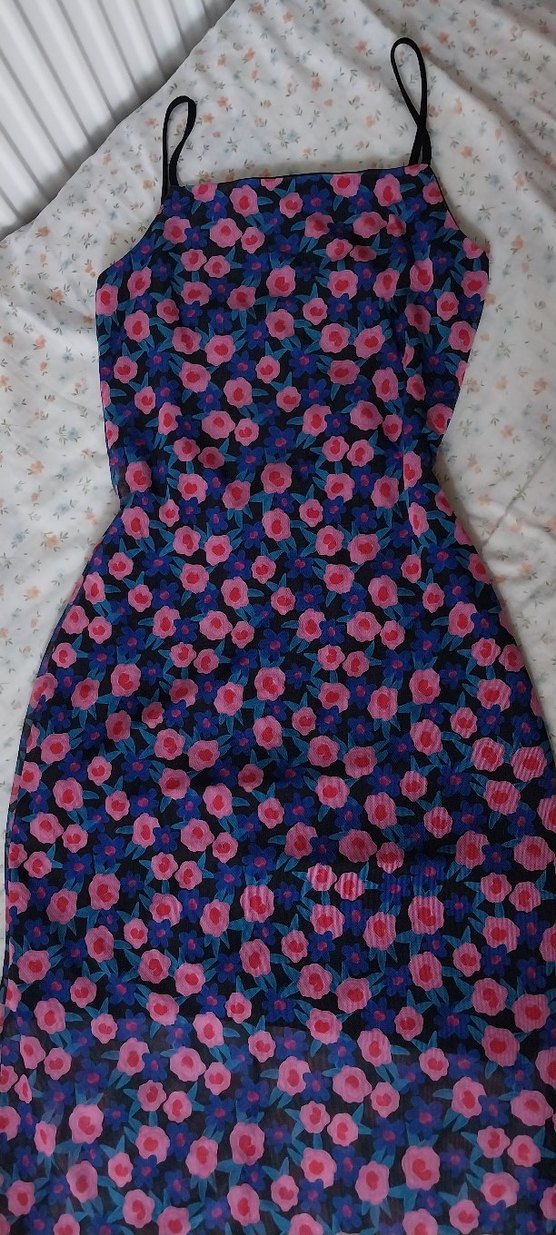 çicekli sırt dekolteli elbise - Görsel 3