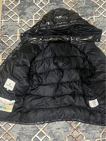 l/xl Beden siyah Renk Moncler Parlak Mont