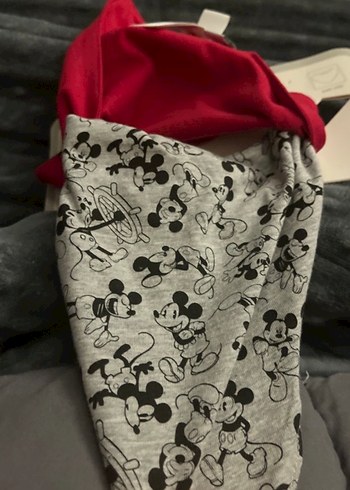 Kırmızı Desenli Bebek Önlüğü - Görsel 2