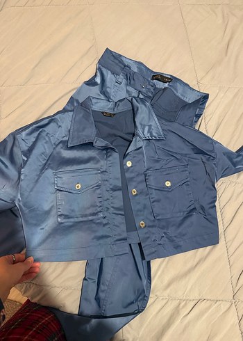 Düğmeli, Midi Boy, kadın saten takım - Görsel 4