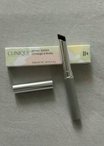 Clinique Almost Lipstick Bej