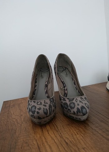 Leopar Desenli Kahverengi Yüksek Topuklu Stiletto - Görsel 2