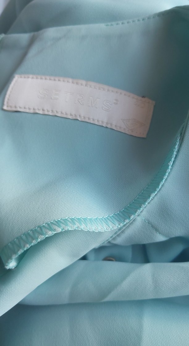 Uzun Kollu Turkuaz Dökümlü Uzun Elbise - Görsel 2