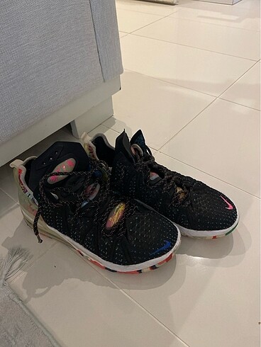 42.5 Beden Nike Lebron 18 basketbol