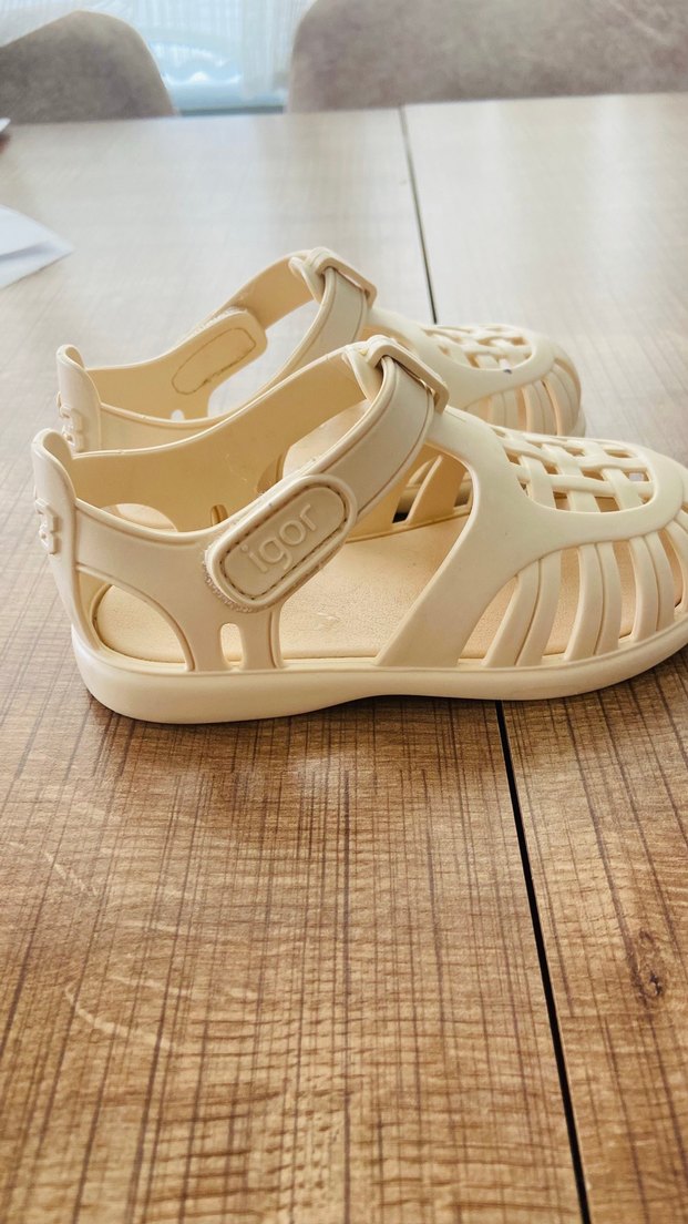 İgor bej sandalet 23 numara - Görsel 2