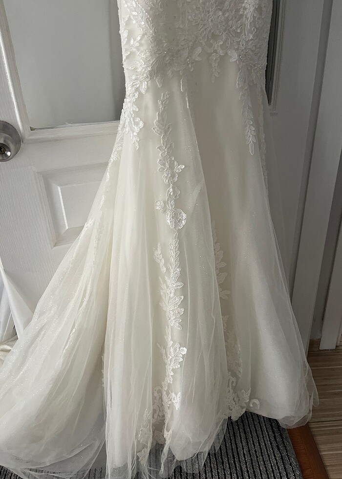 Oleg Cassini balık gelinlik - Görsel 5