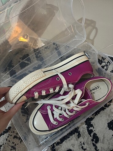 Converse Converse