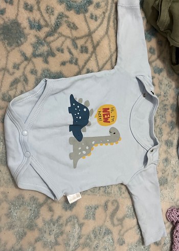 Renkli Baskılı Pamuklu Erkek Bebek Takımı - Görsel 3