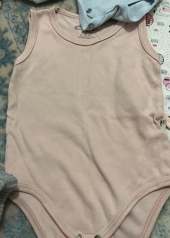 Çok Renkli Kız Bebek Kolsuz Body, Düğmeli - Görsel 2