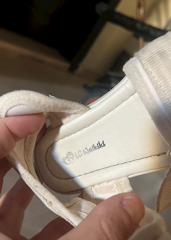 23 Beden Beyaz unisex Çocuk Cırt Cırtlı Terlik