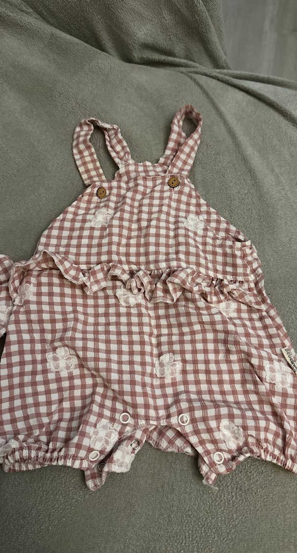 0/3 ay Beyaz Fırfırlı Bebek Kız takım Tulumu - Görsel 3