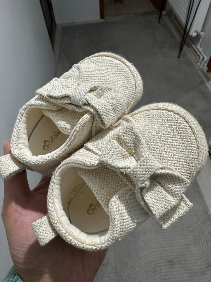 Kız Bebek Beyaz Örgü İlk Adım Ayakkabısı - Görsel 4