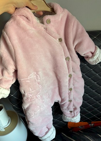 Pembe Kürklü Nakışlı Bebek Tulumu