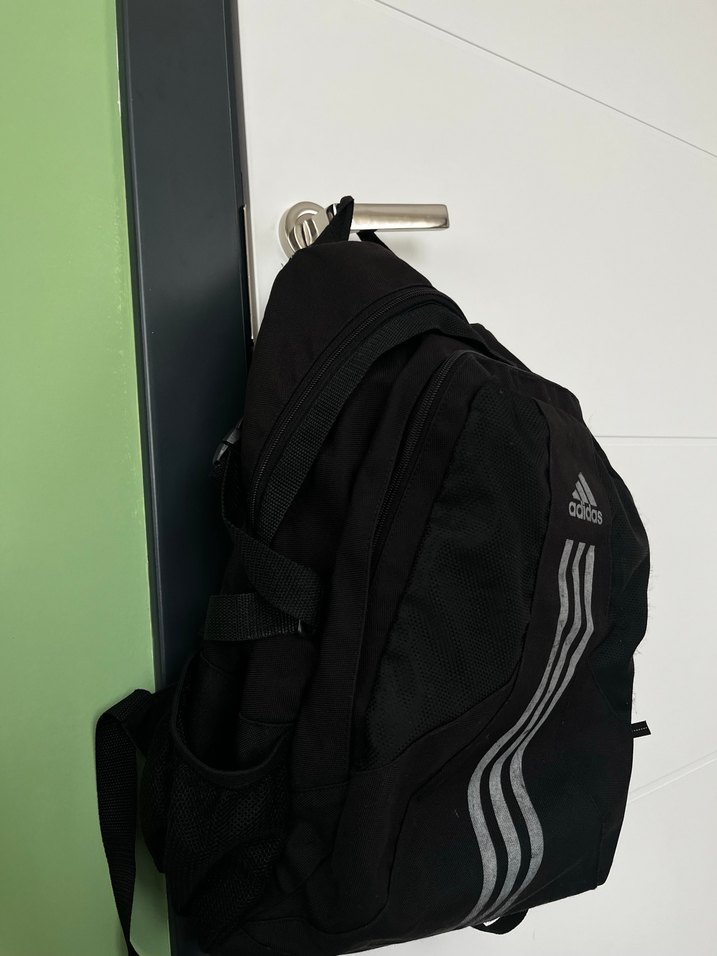 Adidas Siyah Spor Sırt Çantası - Görsel 2