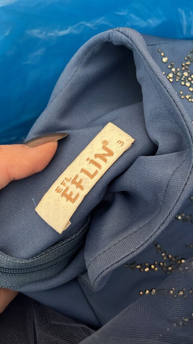 Uzun Kollu Mavi İşlemeli Uzun Abiye - Görsel 4