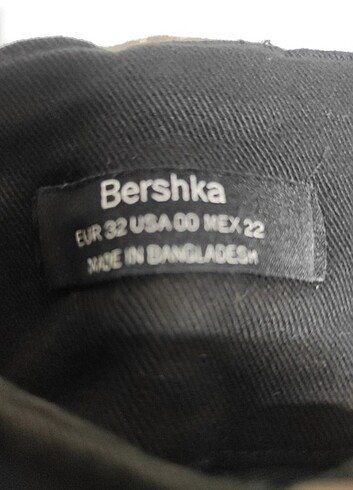 32 Beden Bershka 32 Beden Siyah Pantolon Jeans