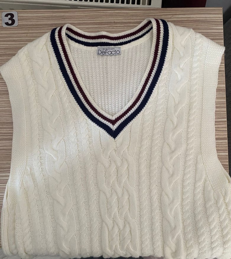 DeFacto V Yaka Örgü Beyaz Süveter - Görsel 2